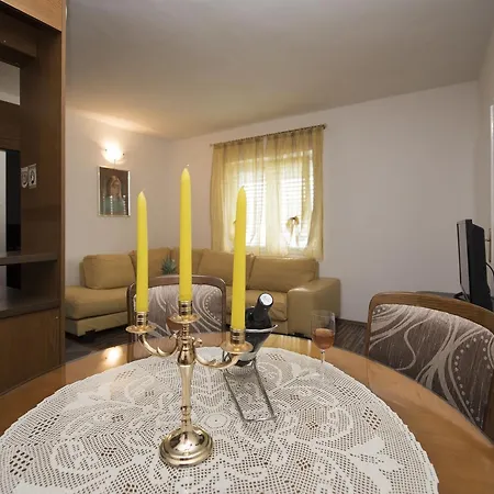 D&a Apartment *
