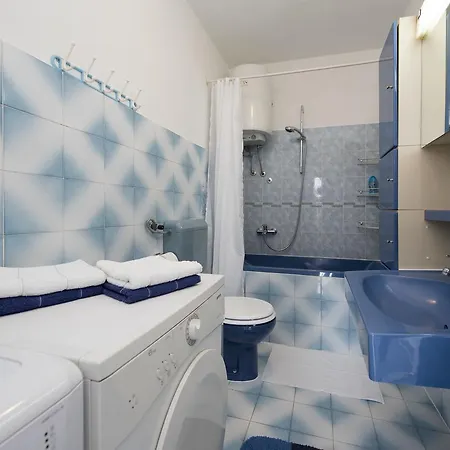 D&a Apartment *